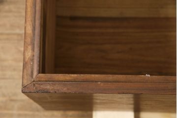 アンティーク雑貨　くすのき(クス、楠)材　真鍮(しんちゅう)　アジアンテイストのお部屋におすすめな李朝金具付き収納箱(船トランク、舟トランク、ブランケットボックス、トランクテーブル、ローテーブル、センターテーブル、ディスプレイ雑貨)(R-067122)