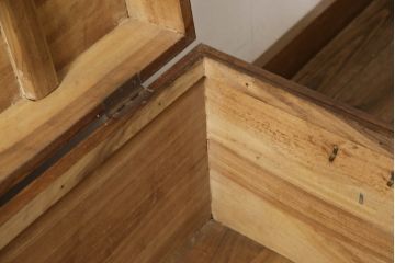 アンティーク雑貨　くすのき(クス、楠)材　真鍮(しんちゅう)　アジアンテイストのお部屋におすすめな李朝金具付き収納箱(船トランク、舟トランク、ブランケットボックス、トランクテーブル、ローテーブル、センターテーブル、ディスプレイ雑貨)(R-067122)