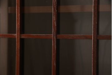 中古　美品　遠野民芸家具　漆塗り　格子引き戸が目を引く食器棚(和風キャビネット、収納棚、戸棚、本箱、ブックケース、飾り棚)(定価約70万円)(検索ワード:岩谷堂箪笥)(R-067123)