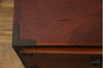 和製アンティーク　前面欅(ケヤキ)材　味わい深い風合いが魅力の米沢箪笥ローボード(テレビ台、テレビボード、ローチェスト、収納たんす、時代箪笥、引き出し)(R-067126)