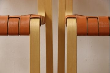 中古　arflex(アルフレックス)　NTC 16(エヌティーシー 16)　本革(レザー)　革を編み込んだデザインが個性的なカウンターチェア2脚セット(ハイチェア、バーチェア、椅子、イス、バラ売り可能)(R-067131)
