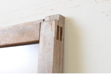 アンティーク建具　経年を感じさせる木味が魅力的なマス目(升目)ガラス戸1枚(引き戸、ガラス戸)(R‐067169)