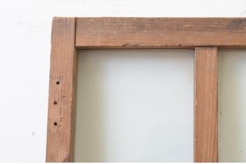 アンティーク建具　経年を感じさせる和の風情が魅力的なマス目(升目)の幅広ガラス戸1枚(引き戸)(R‐067179)