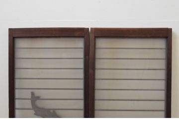 アンティーク建具　美しい鯉の彫刻が目を惹くガラス入り書院戸2枚セット(窓、ガラス戸、引き戸)(R‐067182)