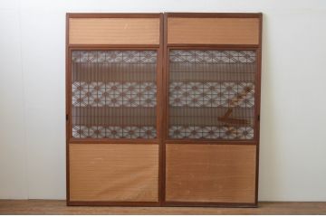 アンティーク建具　和の空間作りにもおすすめな組子格子入りの引き戸2枚セット(引き戸、ガラス戸)(R-067185)