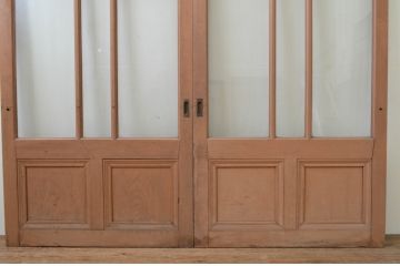 アンティーク建具　ペイント仕上げ限定　上手物!!　大正ロマンの雰囲気漂う古いナラ材のガラス戸2枚セット(引き戸)(R-067190)