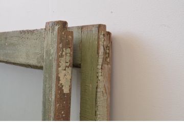 アンティーク建具　ペイント仕上げ限定　シンプルなデザインでインテリアに取り入れやすいペイントガラス窓2枚セット(引き戸、ガラス戸)(R-067192)