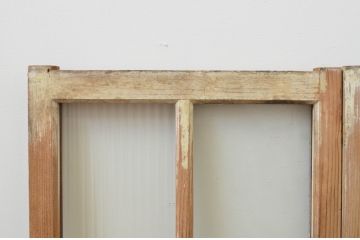 アンティーク建具　ペイント仕上げ限定　ペンキの剥げたシンプルなデザインが魅力のガラス窓2枚セット(引き戸、ガラス戸)(R-067210)