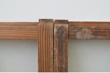 アンティーク建具　ペイント仕上げ限定　ペンキの剥げたシンプルなデザインが魅力のガラス窓2枚セット(引き戸、ガラス戸)(R-067210)