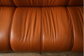 中古　美品　モリシゲ(MORISHIGE/森繁)　G-アーク　本革(レザー)　お洒落なモダンデザインが魅力の3人掛けソファ(アームソファ、三人掛けソファ、トリプルソファ)(定価約55万円)(R-067237)