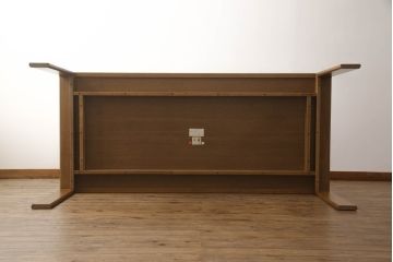 新品　未使用品　CONDE HOUSE(カンディハウス)　BOLS(ボルス)　シンプルなデザインが魅力のダイニングテーブル(4人掛け、6人掛け、食卓、作業台)(R-067239)