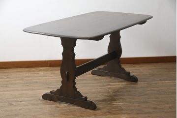イギリスビンテージ　ERCOL(アーコール)　クラシカルな雰囲気漂うダイニングテーブル(4人掛け、6人掛け、食卓、作業台、ヴィンテージ、英国、北欧)(R-067244)