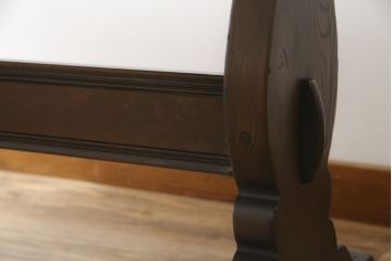 イギリスビンテージ　ERCOL(アーコール)　クラシカルな雰囲気漂うダイニングテーブル(4人掛け、6人掛け、食卓、作業台、ヴィンテージ、英国、北欧)(R-067244)
