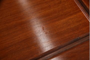 和製ビンテージ　唐木材　花梨(カリン)材の味わい深い色合いが美しいデスクとチェアのセット(両袖机、ニーホールデスク、ワークデスク、在宅用、在宅ワーク用、椅子、イス、板座チェア、ヴィンテージ)(R-067247)