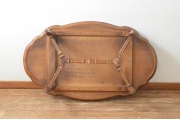 中古　DREXEL HERITAGE(ドレクセルヘリテイジ)　Cameo Classics(キャメオクラシックス)　優雅なひとときを演出するカクテルテーブル(センターテーブル、ローテーブル、リビングテーブル、カフェテーブル)(定価約60万円)(R-067248)