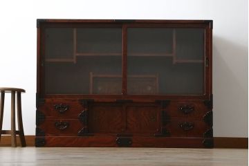 中古　岩谷堂箪笥　漆塗り　和モダンな空間づくりにおすすめの茶箪笥(収納棚、戸棚、飾り棚、サイドボード、サイドキャビネット)(R-067286)