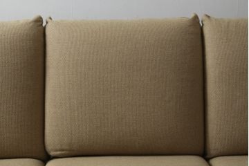中古　美品　柏木工(KASHIWA、かしわ)　ナチュラルな色合いが優しい雰囲気を醸し出す三人掛けソファ(3P、3人掛けソファ、トリプルソファ、アームソファ)(R-067288)