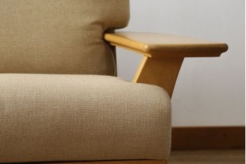 中古　美品　柏木工(KASHIWA、かしわ)　ナチュラルな色合いが優しい雰囲気を醸し出す三人掛けソファ(3P、3人掛けソファ、トリプルソファ、アームソファ)(R-067288)