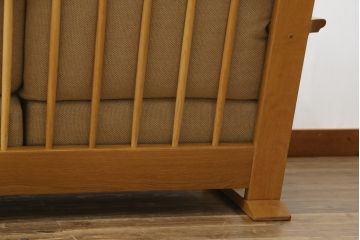 中古　美品　柏木工(KASHIWA、かしわ)　ナチュラルな色合いが優しい雰囲気を醸し出す三人掛けソファ(3P、3人掛けソファ、トリプルソファ、アームソファ)(R-067288)