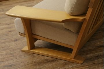 中古　美品　柏木工(KASHIWA、かしわ)　ナチュラルな色合いが優しい雰囲気を醸し出す三人掛けソファ(3P、3人掛けソファ、トリプルソファ、アームソファ)(R-067288)