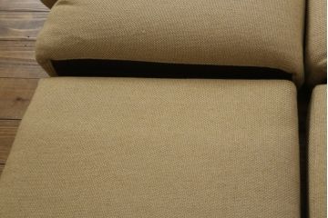 中古　美品　柏木工(KASHIWA、かしわ)　ナチュラルな色合いが優しい雰囲気を醸し出す三人掛けソファ(3P、3人掛けソファ、トリプルソファ、アームソファ)(R-067288)