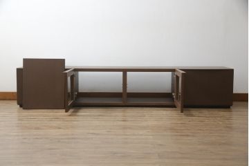 中古　美品　arflex(アルフレックス)　CONDUCTOR(コンダクター)　落ち着いた大人の空間づくりにおすすめなテレビボード(収納棚、戸棚、テレビ台、ローボード、リビングボード)(定価約34万円)(R-067289)