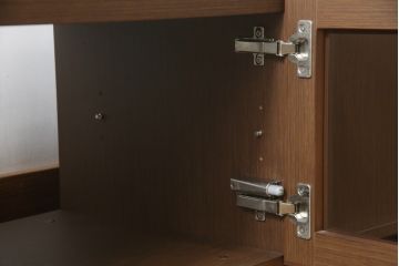 中古　美品　arflex(アルフレックス)　CONDUCTOR(コンダクター)　落ち着いた大人の空間づくりにおすすめなテレビボード(収納棚、戸棚、テレビ台、ローボード、リビングボード)(定価約34万円)(R-067289)
