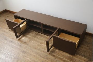 中古　美品　arflex(アルフレックス)　CONDUCTOR(コンダクター)　落ち着いた大人の空間づくりにおすすめなテレビボード(収納棚、戸棚、テレビ台、ローボード、リビングボード)(定価約34万円)(R-067289)