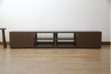 中古　美品　arflex(アルフレックス)　CONDUCTOR(コンダクター)　落ち着いた大人の空間づくりにおすすめなテレビボード(収納棚、戸棚、テレビ台、ローボード、リビングボード)(定価約34万円)(R-067289)