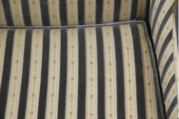 中古　神戸洋家具　メープル不二屋　優雅な佇まいが魅力的な1人掛けソファ(ラウンジチェア、1P、一人掛け)(R-067290)