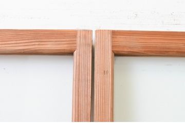 アンティーク建具　温かみのある木味が魅力の升目(マス目)格子のガラス戸2枚セット(引き戸、格子戸)(R-067299)