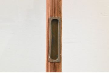 アンティーク建具　温かみのある木味が魅力の升目(マス目)格子のガラス戸2枚セット(引き戸、格子戸)(R-067299)