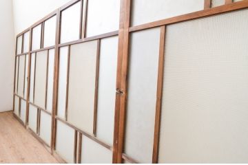 アンティーク建具　大正ロマン　ノスタルジックな雰囲気を醸し出すガラス窓4枚セット(引き戸、ガラス戸)(R-067301)