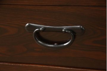 中古　美品　栗材　上質な和の空間を演出する水屋箪笥(食器棚、茶箪笥、戸棚、収納棚、キャビネット)(R-067315)