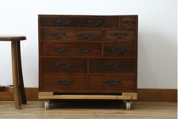 和製アンティーク　上手物　蟻組み(アリ組み、あり組み)　三方欅(ケヤキ)材　漆塗り　引き出し10杯付き!!くっきりした杢目が魅力の小引き出し　(R-067318)