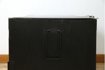 和製アンティーク　前面栗材　上品なデザインの丸金具が目を引く米沢箪笥ローチェスト(ローボード、テレビ台、テレビボード、引き出し、時代箪笥、収納タンス)(R-067323)