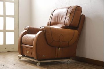 中古　美品!!　イタリア高級家具　BASTEX社　本革　ヴィンテージスタイルのお部屋にぴったりな1人掛けレザーソファ(アームチェア、一人掛けソファ、パーソナルチェア、ラウンジソファ)(R-067324)