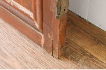 アンティーク建具　レトロな雰囲気を醸し出すガラス扉1枚(木製扉、ドア)(R-067336)