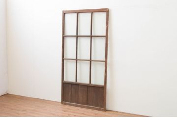 アンティーク建具　古い木味が魅力のマス目(升目)格子のガラス戸1枚(引き戸)(R-067341)