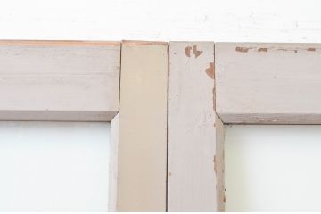 アンティーク建具　ペイント仕上げ限定　大正ロマンの雰囲気漂う店舗用ガラス戸2枚セット(引き戸)(R-067343)