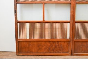 アンティーク建具　和の風情が感じられる裏障子付きの格子戸2枚セット(引き戸、ガラス帯戸、障子戸)(R-067344)