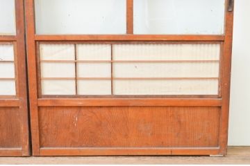 アンティーク建具　和の風情が感じられる裏障子付きの格子戸2枚セット(引き戸、ガラス帯戸、障子戸)(R-067344)