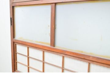 アンティーク建具　和の風情が感じられる裏障子付きの格子戸2枚セット(引き戸、ガラス帯戸、障子戸)(R-067344)