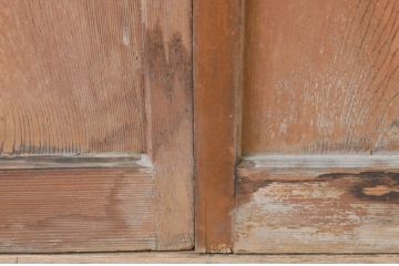 アンティーク建具　レトロな雰囲気漂うモールガラス入りのガラス戸3枚セット(引き戸)(R-067345)