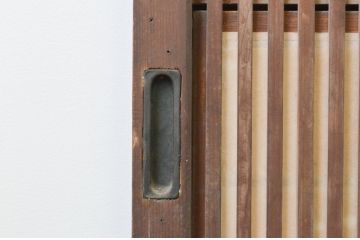 アンティーク建具　上品な佇まいが魅力の裏障子付き格子戸2枚セット(引き戸、障子戸)(R-067346)