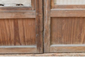 アンティーク建具　上品な佇まいが魅力の裏障子付き格子戸2枚セット(引き戸、障子戸)(R-067346)