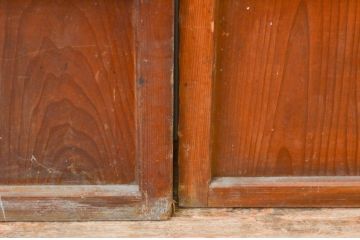 アンティーク建具　和の風情が感じられる裏障子付きの格子戸2枚セット(引き戸、ガラス帯戸、障子戸)(R-067347)