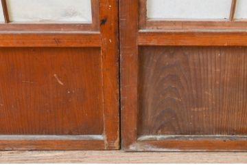 アンティーク建具　和の風情が感じられる裏障子付きの格子戸2枚セット(引き戸、ガラス帯戸、障子戸)(R-067347)