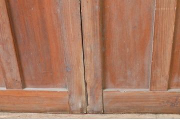 アンティーク建具　経年による古い木味が魅力のマス目(升目)格子のガラス戸2枚セット(引き戸)(R-067348)