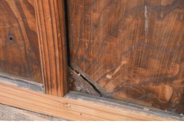 アンティーク建具　趣のある木味が楽しめるガラス戸2枚セット(引き戸)(R-067350)